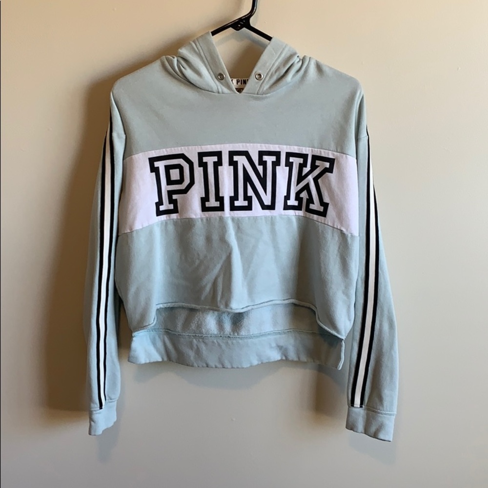 Victoria’s Secret Pink cropped hoodie